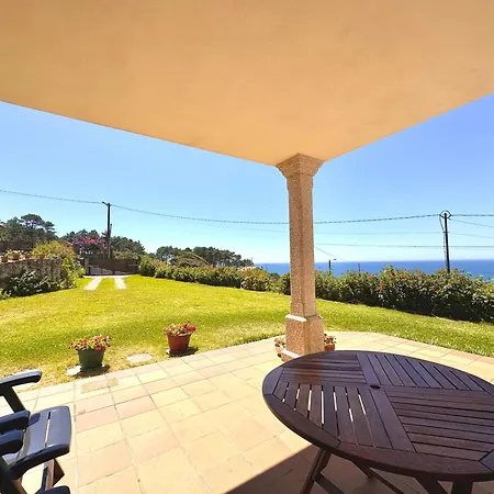 Peregrinos B Casa Alicia منزل للإقامة *