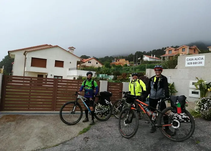 Peregrinos B Casa Alicia * Rosal